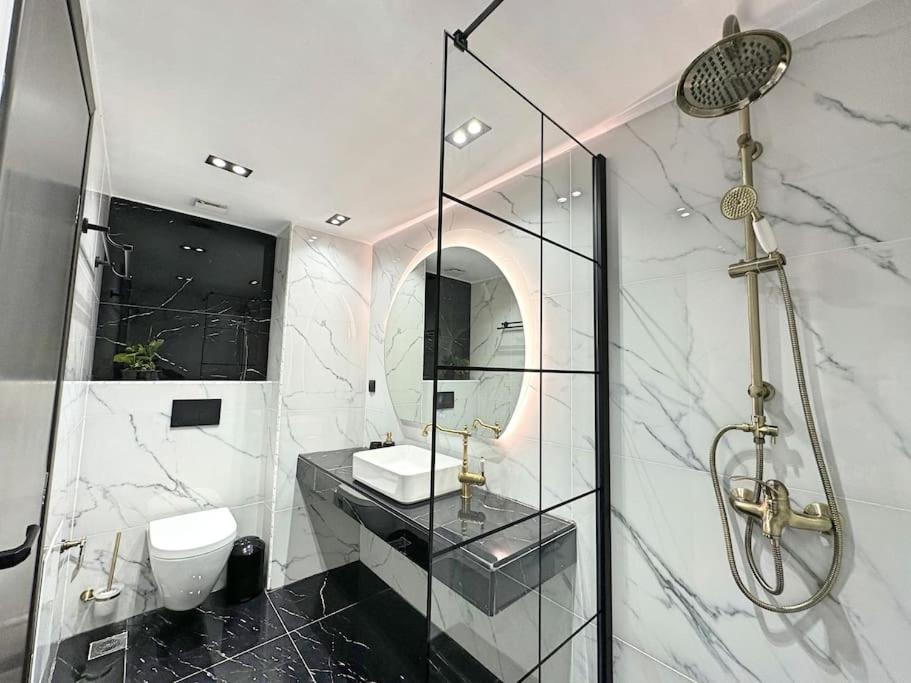 Oasis Luxury Apartment